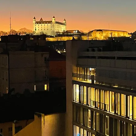 Old Town Apartment Black Bratislava Exterior photo